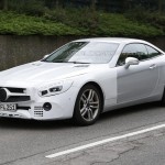 The facelifted Mercedes SL Spied