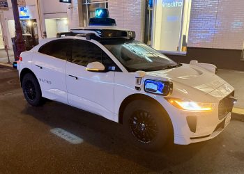 Waymo Robotaxi (2)