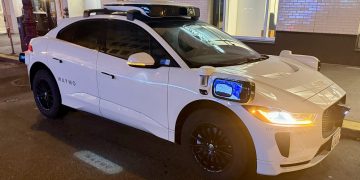 Waymo Robotaxi (2)