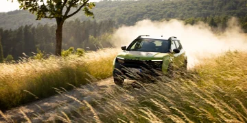 2027 Jeep Avenger 4xe (10)