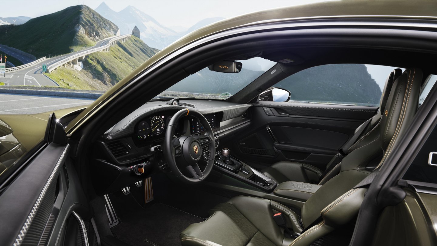 Porsche 911 GT3 Bergsport Has a Manual Gearbox, 100-Car Production Run and a Very Specific Mission 27 Porsche 911 GT3 Bergsport (13)