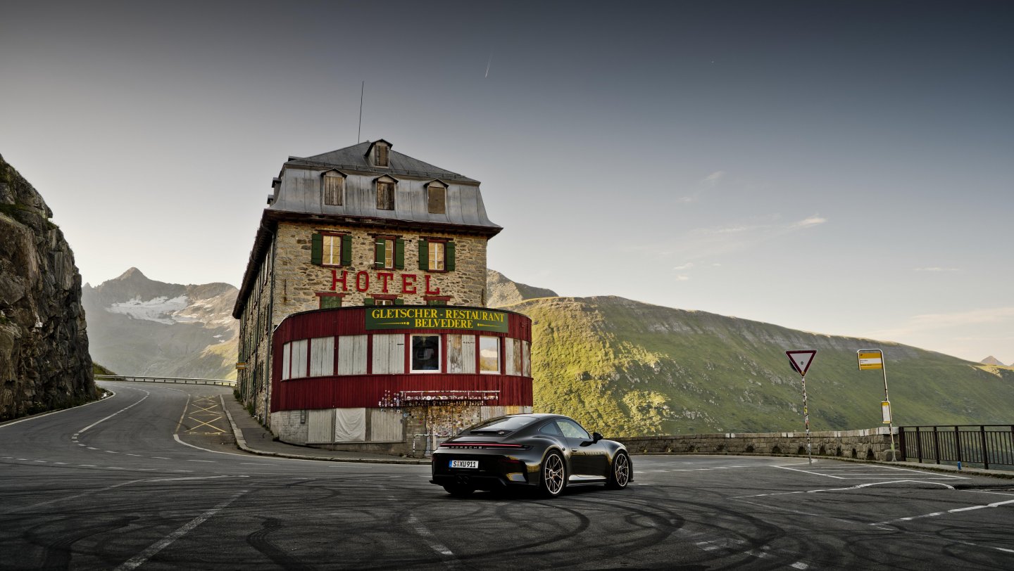 Porsche 911 GT3 Bergsport Has a Manual Gearbox, 100-Car Production Run and a Very Specific Mission 23 Porsche 911 GT3 Bergsport (9)